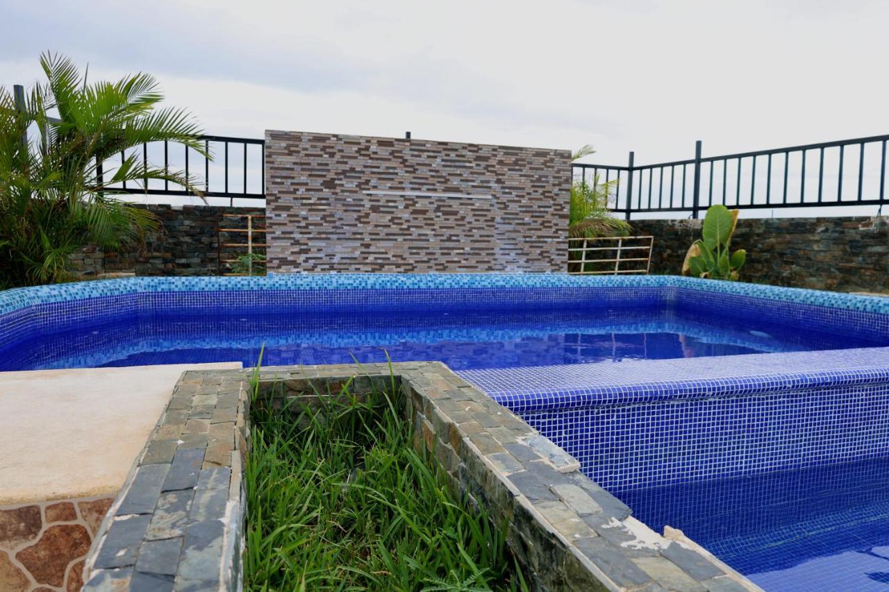 Suites La Roca By R&T Cancún Eksteriør bilde