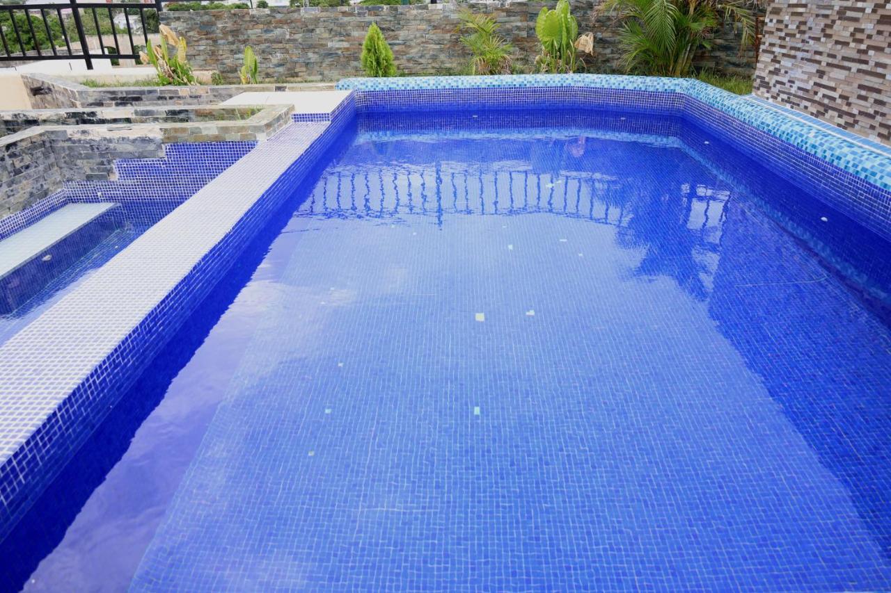 Suites La Roca By R&T Cancún Eksteriør bilde