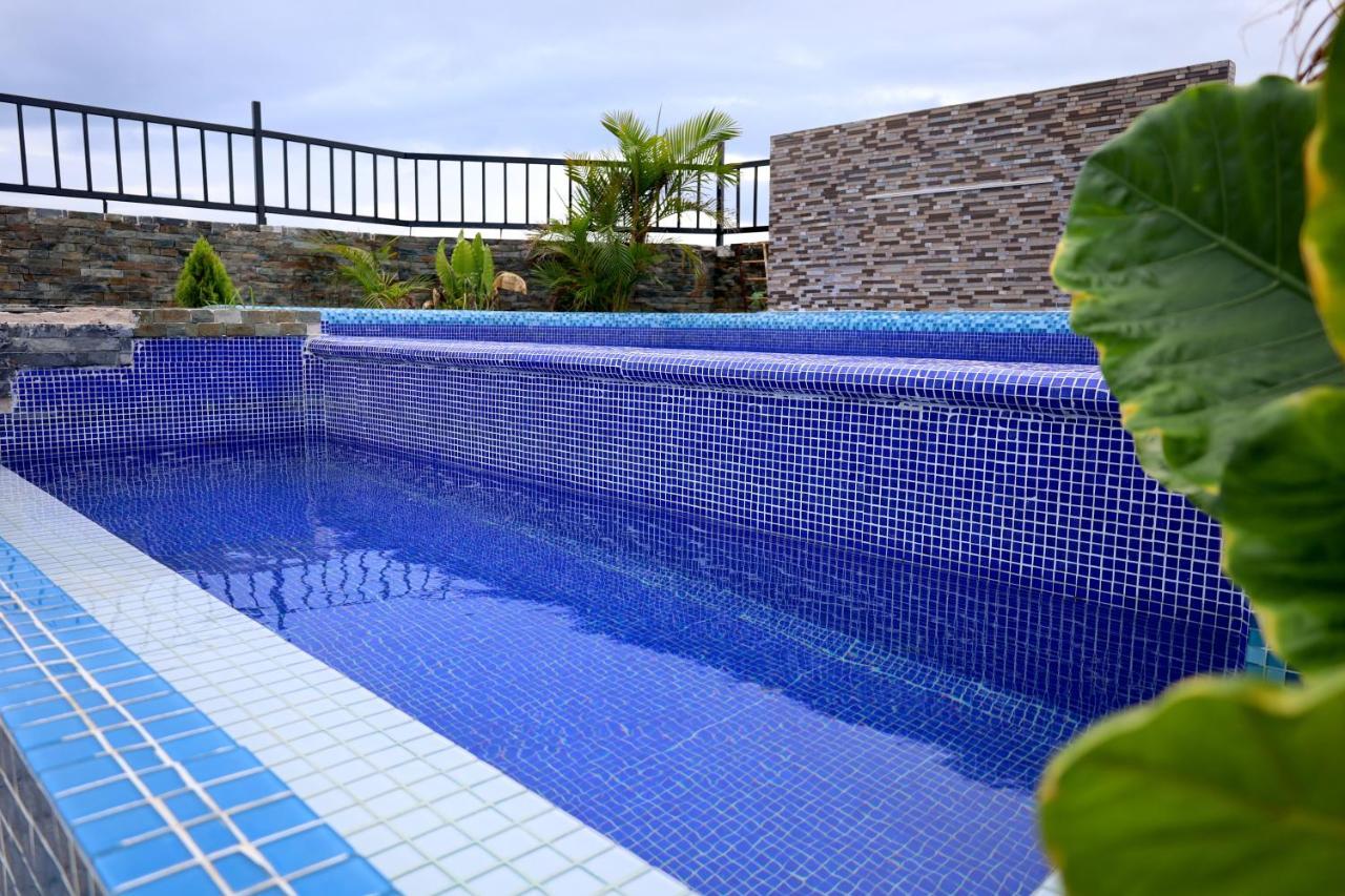 Suites La Roca By R&T Cancún Eksteriør bilde